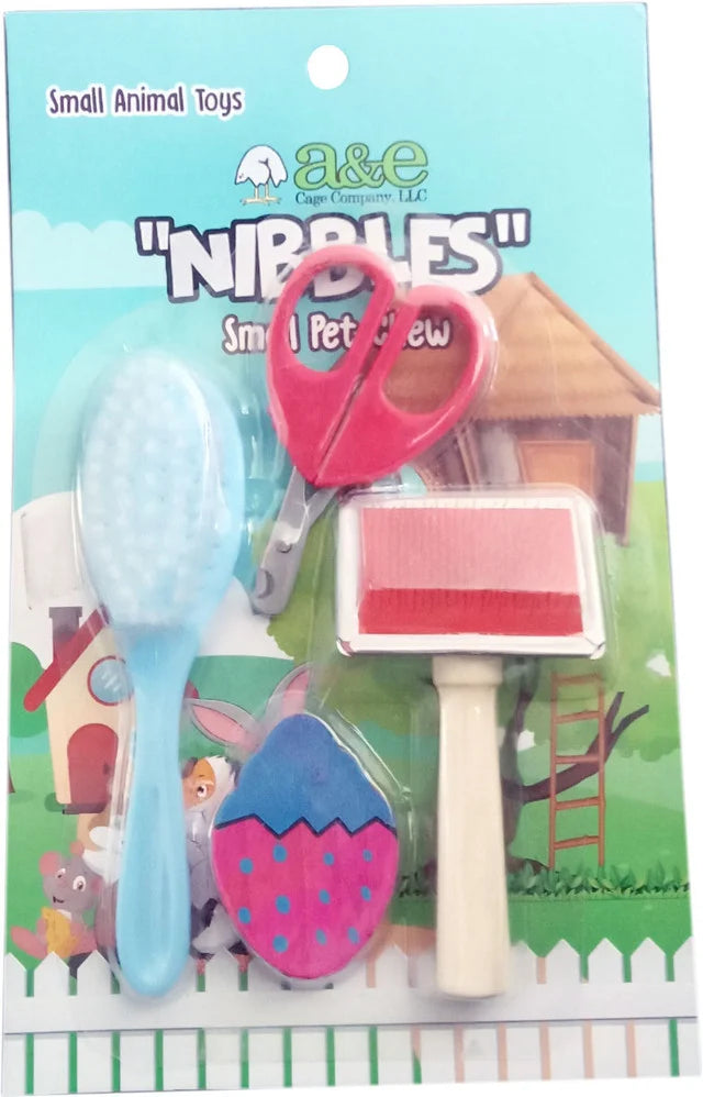 Nibbles Wood Grooming Kit